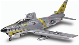 レベル・モノグラム1/48 F-86D セイバードッグ                  