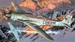 ドラゴン1/48 フォッケウルフ Ta152C-0                       